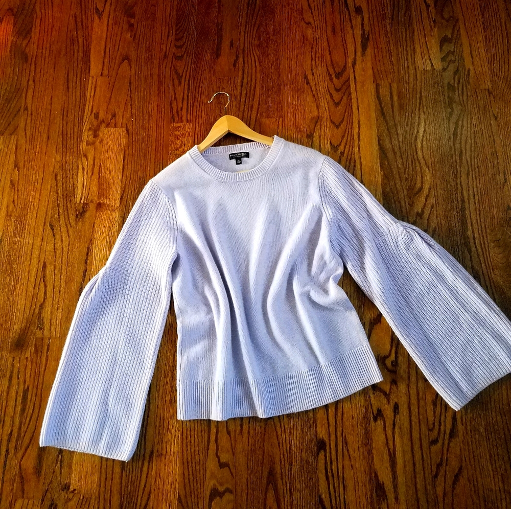 Banana Republic 100% cashmere lavender sweater